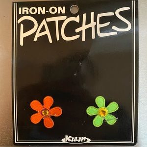 Vintage Kalan Iron-On Mini Flower Patches (orange and green 1”)